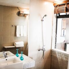 Апартаменты Maxshare Hotels & Serviced Apartments ванная фото 2