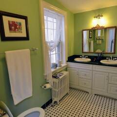 Отель 509 East Cap 5 Bedrooms 3 Bathrooms Home ванная