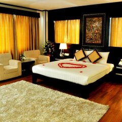 Muong Thanh Three Star Hotel Халонг сейф в номере