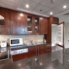 Отель One Perfect Stay - 8 Boulevard Tower в номере фото 2