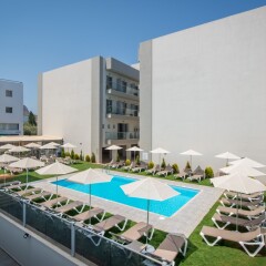 City Green Hotel бассейн