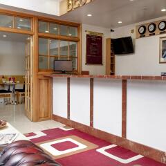 Best Western London Ilford Hotel интерьер отеля