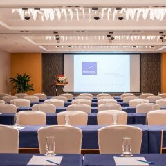 Отель Novotel Nanjing Central Suning