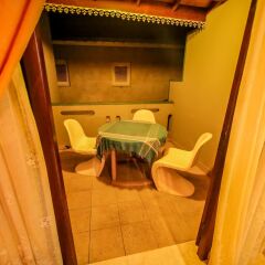 Отель Frangipani Motel Галле бассейн