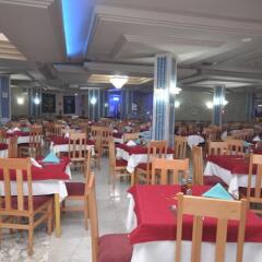 Chiraz Thalasso Hotel Монастир питание