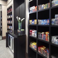 Отель Marriott Columbus University Area развлечения