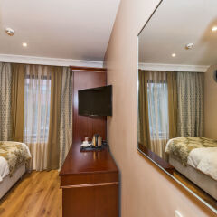 Four Doors Hotel комната для гостей фото 2