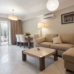 Апартаменты Sun City Arcadia Apartments комната для гостей фото 5