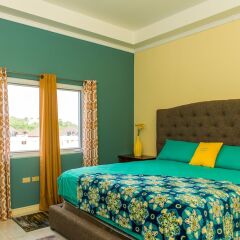 Апартаменты The US Embassy Luxury Apartment комната для гостей