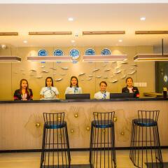 Erus Suites Hotel гостиничный бар
