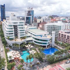 Отель A-One The Royal Cruise Hotel Pattaya Таиланд, Паттайя - отзывы, цены и фото номеров - забронировать отель A-One The Royal Cruise Hotel Pattaya онлайн бассейн фото 2