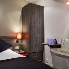 Отель Timhotel Odessa Montparnasse Париж сейф в номере