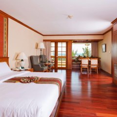 Diamond Cliff Resort and Spa - SHA Extra Plus in Phuket, Thailand from 61$, photos, reviews - zenhotels.com guestroom