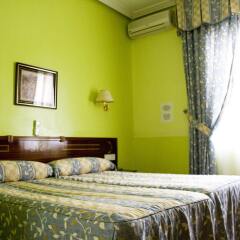 Отель Hostal Centro Sol Испания, Мадрид - отзывы, цены и фото номеров - забронировать отель Hostal Centro Sol онлайн комната для гостей фото 2
