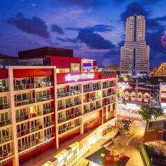 Sleep With Me Hotel design hotel @ patong развлечения