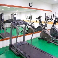 Airport Hotel Budapest фитнесс-зал фото 3