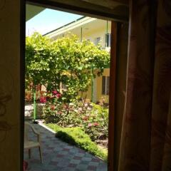 Гостиница Guest House On Samburova 279 в Анапе отзывы, цены и фото номеров - забронировать гостиницу Guest House On Samburova 279 онлайн Анапа фото 9