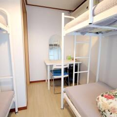 Отель Cheongdam Guest House комната для гостей