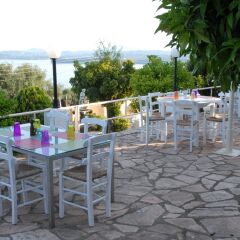 Отель Stefanos Place Греция, Корфу - отзывы, цены и фото номеров - забронировать отель Stefanos Place онлайн питание