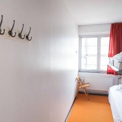 Отель Copenhagen Downtown Hostel Дания, Копенгаген - 1 отзыв об отеле, цены и фото номеров - забронировать отель Copenhagen Downtown Hostel онлайн комната для гостей фото 2