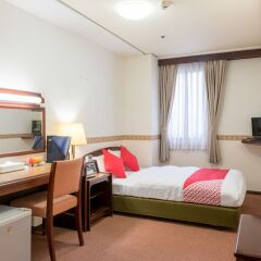 Отель OYO Hotel Toyama Joshi Koen Япония, Тояма - отзывы, цены и фото номеров - забронировать отель OYO Hotel Toyama Joshi Koen онлайн