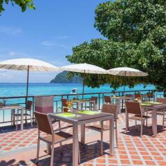 Отель Phi Phi Long Beach Resort & Villa питание фото 3