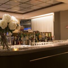 Hotel Cambridge гостиничный бар