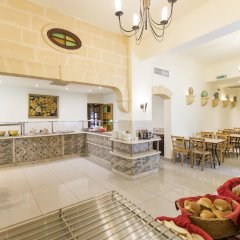 Отель Sunflower Мальта, Каура - 1 отзыв об отеле, цены и фото номеров - забронировать отель Sunflower онлайн комната для гостей фото 5