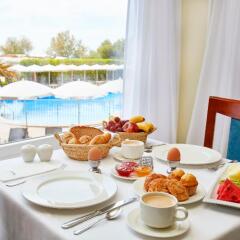 Universal Hotel Castell Royal в номере фото 2