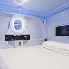 Отель MET A Space Pod @ Boat Quay удобства в номере