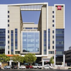 Отель ibis Al Rigga ОАЭ, Дубай - 5 отзывов об отеле, цены и фото номеров - забронировать отель ibis Al Rigga онлайн парковка