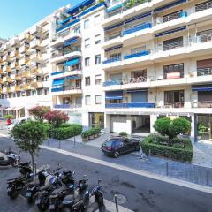 Апартаменты Studio Massenet Five Stars Holiday House Ницца