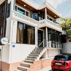 Отель Гостевой дом Chingu Guesthouse Hongdae Южная Корея, Сеул - 2 отзыва об отеле, цены и фото номеров - забронировать отель Гостевой дом Chingu Guesthouse Hongdae онлайн парковка