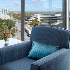 Отель Four Points by Sheraton Gatineau-Ottawa Канада, Гатино - отзывы, цены и фото номеров - забронировать отель Four Points by Sheraton Gatineau-Ottawa онлайн балкон