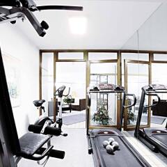 Hotel Dusseldorf City by Tulip Inn фитнесс-зал