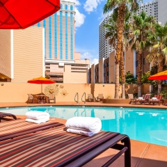 Отель Best Western Plus Casino Royale США, Лас-Вегас - отзывы, цены и фото номеров - забронировать отель Best Western Plus Casino Royale онлайн бассейн