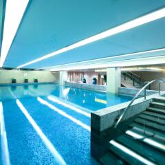 Отель Holiday Inn Chengdu Oriental Plaza бассейн