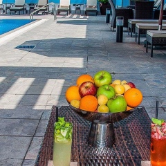 Отель Copthorne Hotel Sharjah ОАЭ, Шарджа - отзывы, цены и фото номеров - забронировать отель Copthorne Hotel Sharjah онлайн бассейн