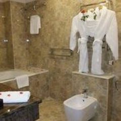Oasis Hotel in Algiers, Algeria from 56$, photos, reviews - zenhotels.com bathroom