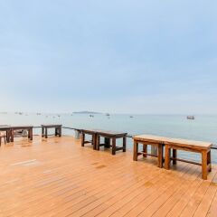 Отель Baan Talay Namsai