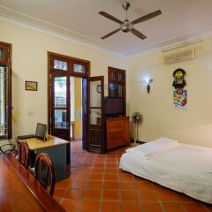 Отель French Styled House комната для гостей фото 2