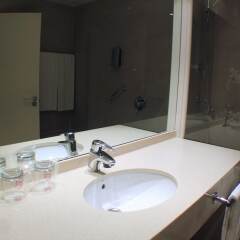 Отель Suites Viena Plaza De Espana Мадрид ванная