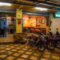 Отель Patong Bay Guesthouse