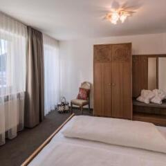 Отель Eden am Reschensee Италия, Горнолыжный курорт Ортлер - отзывы, цены и фото номеров - забронировать отель Eden am Reschensee онлайн комната для гостей фото 3