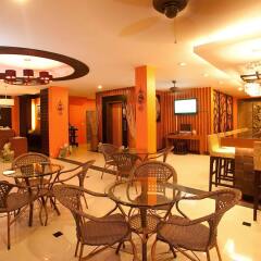 Отель Deva Suites Patong питание