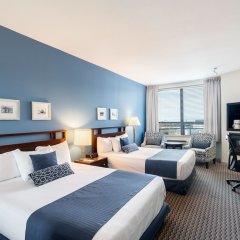 Ocean Promenade Hotel in White Rock, Canada from 143$, photos, reviews - zenhotels.com guestroom photo 2