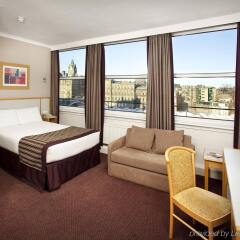 Отель Jurys Inn Edinburgh Великобритания, Эдинбург - 2 отзыва об отеле, цены и фото номеров - забронировать отель Jurys Inn Edinburgh онлайн комната для гостей
