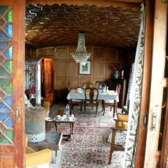 Отель Butt's Clermont Houseboats