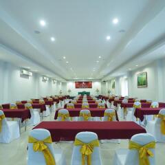 Отель Royal Lanta Resort & Spa