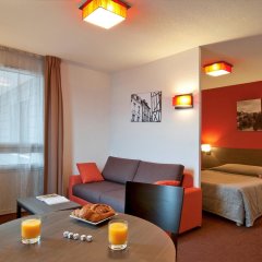 Aparthotel Adagio Access Poitiers in Poitiers, France from 74$, photos, reviews - zenhotels.com guestroom photo 2
